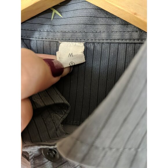 Lululemon Men's Button Short Sleeve Polo Shirt Gray Size Medium READ - Picture 6 of 10